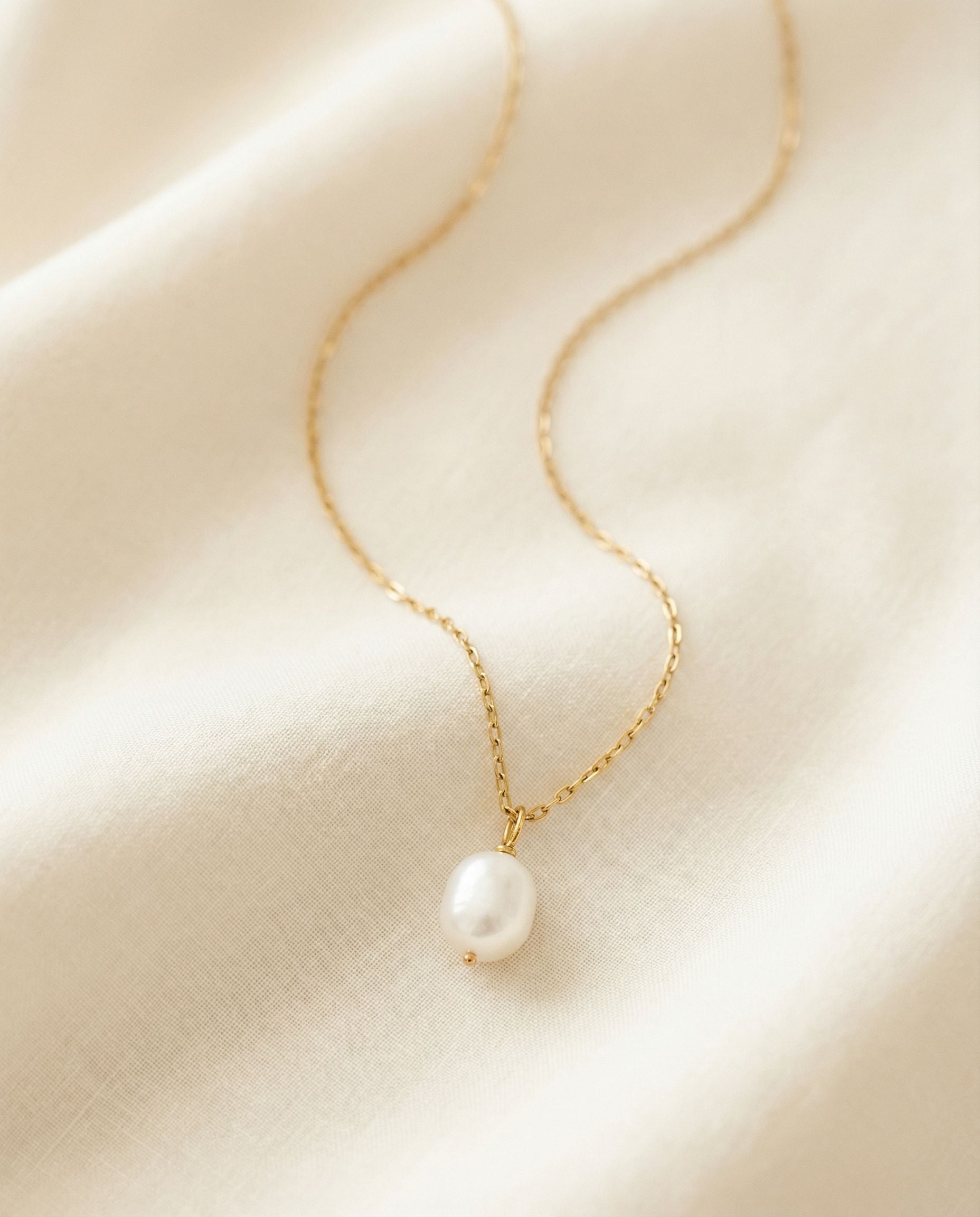 Nadia Pearl Necklace