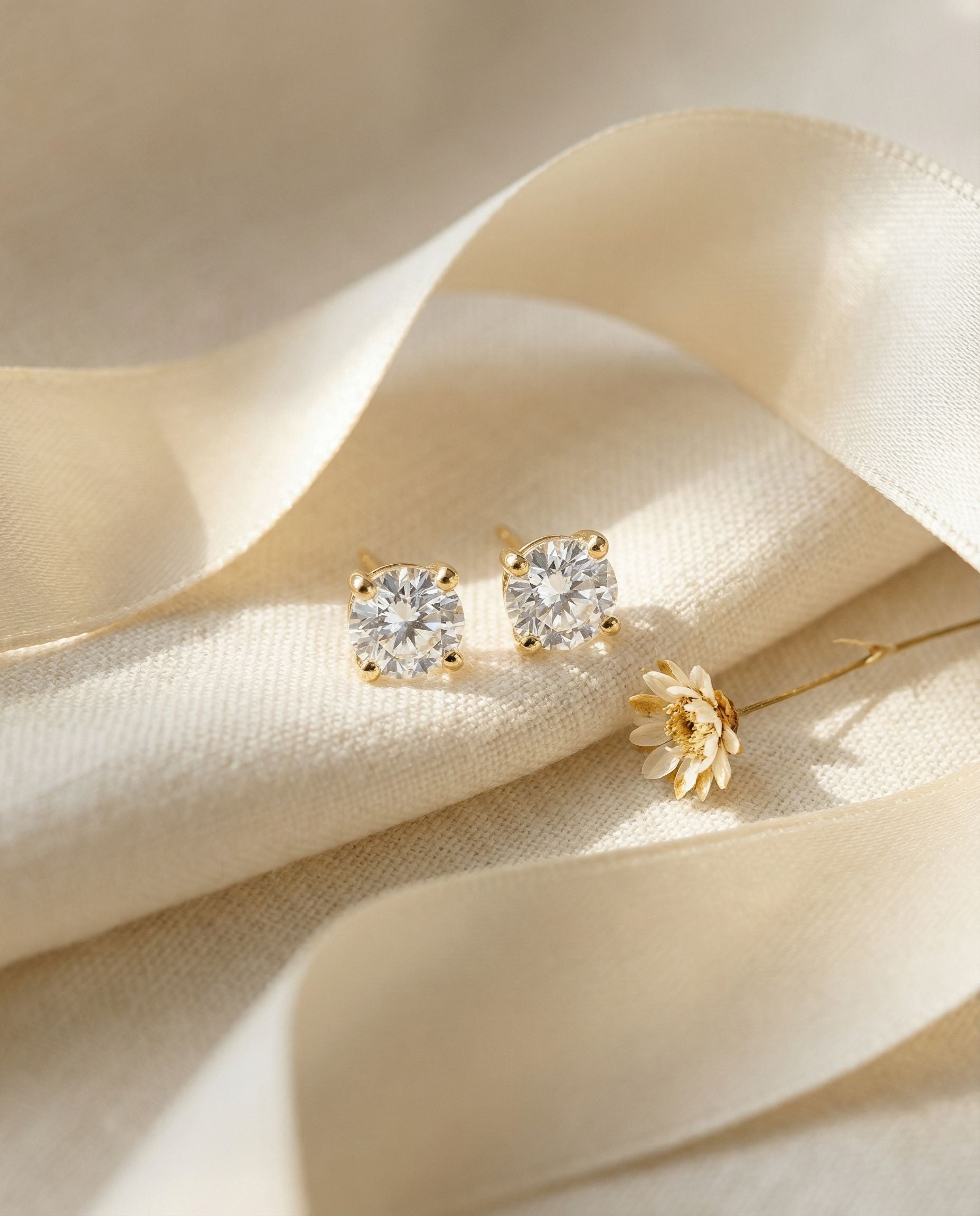 Silvia Sapphire Studs