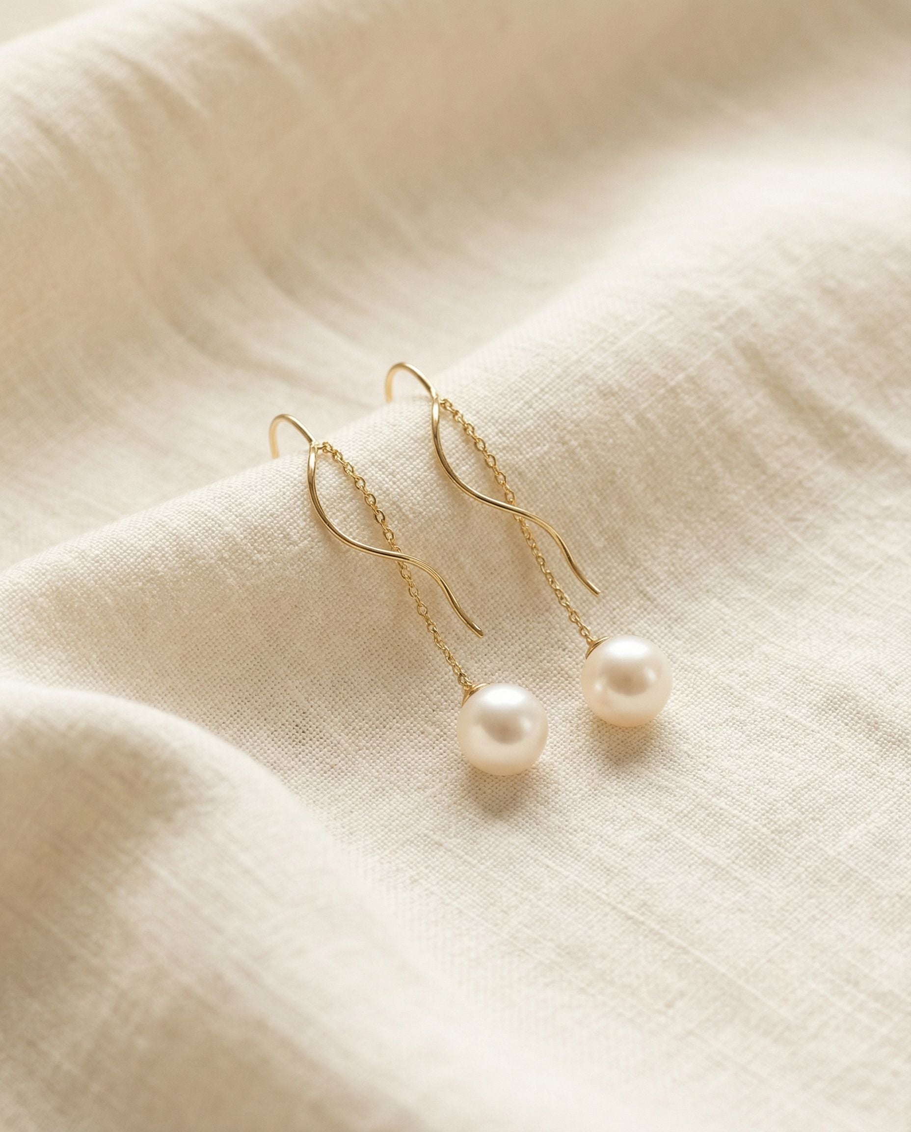 Eliana Pearl Earrings
