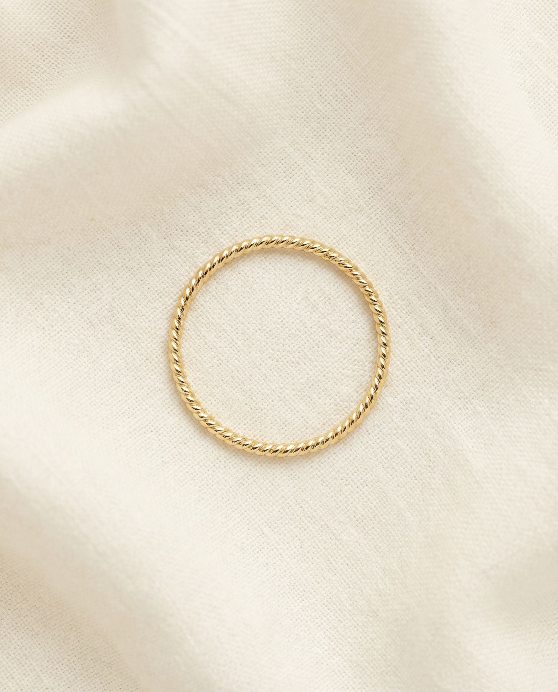 Stella Twist Ring