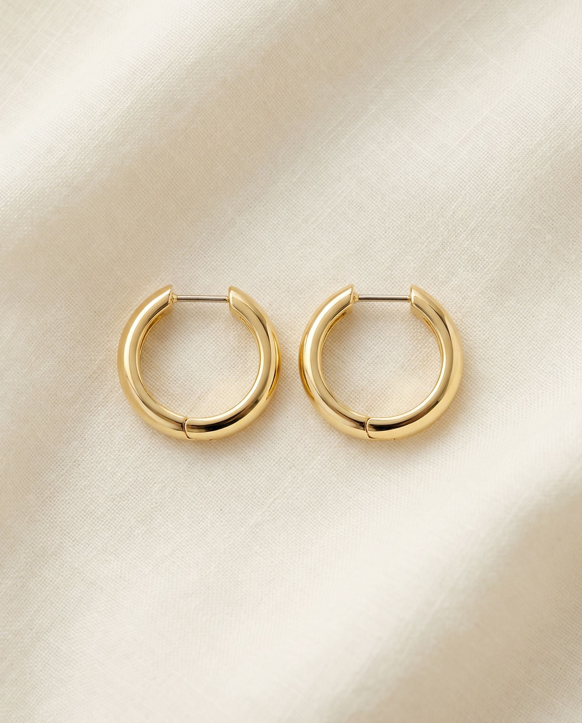 Viola Gold Hoops