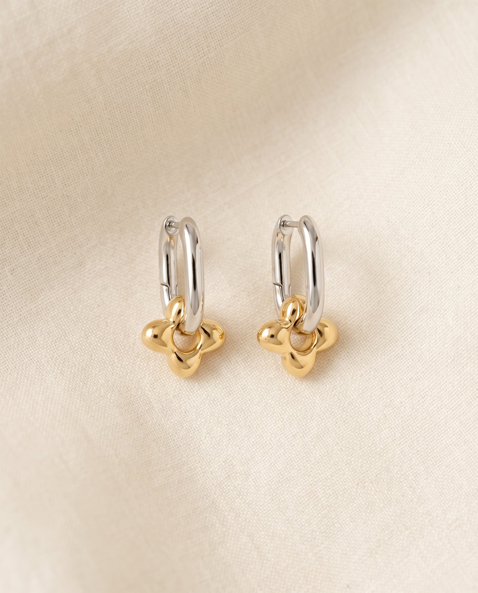 Gemma Floral Earrings