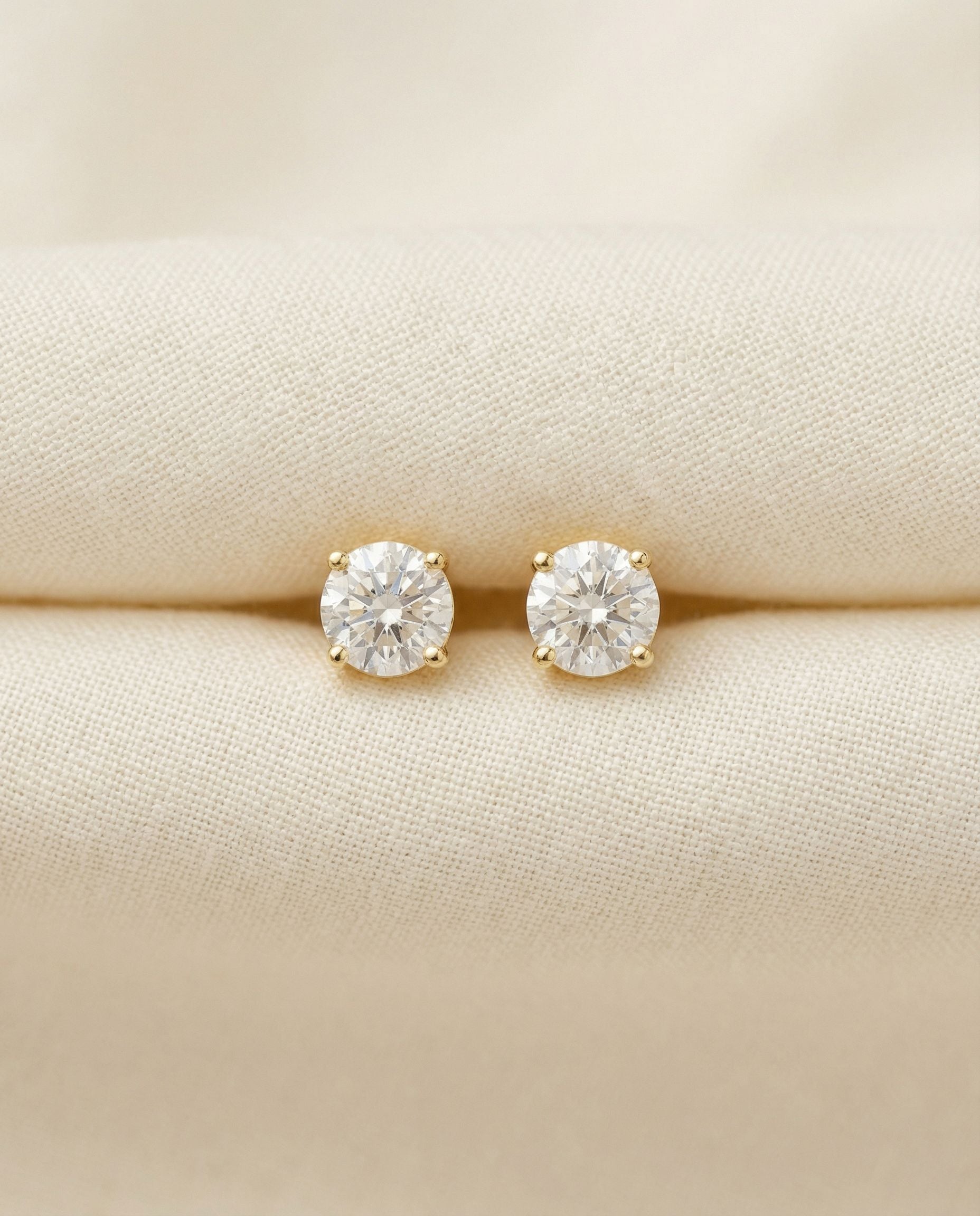 Silvia Sapphire Studs