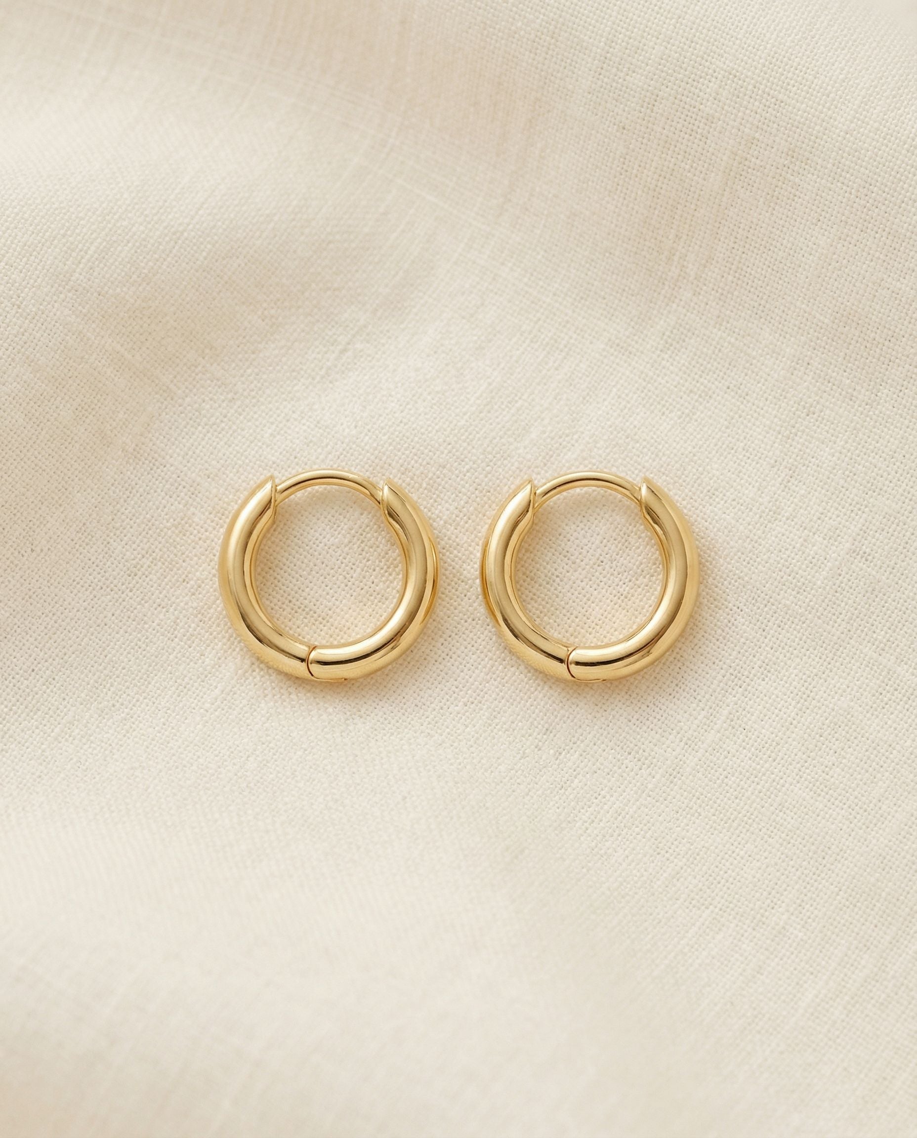 Paola Huggie Hoops