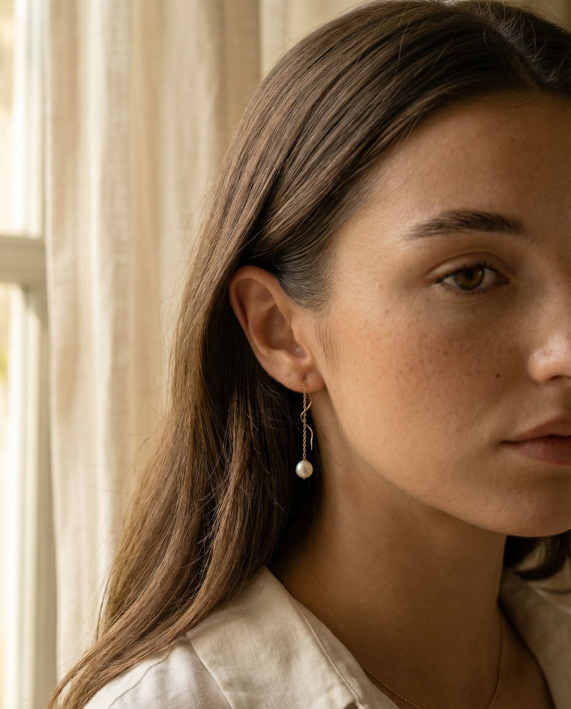 Eliana Pearl Earrings