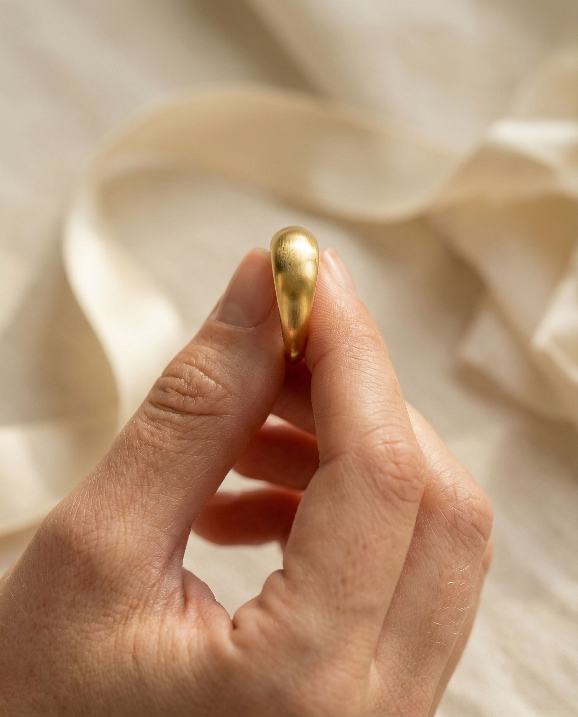 Lara Dome Ring