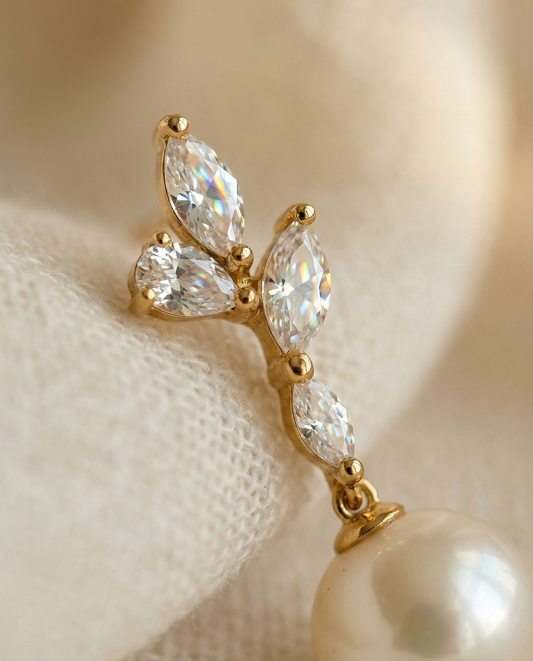 Margherita Pearl Drop Earrings