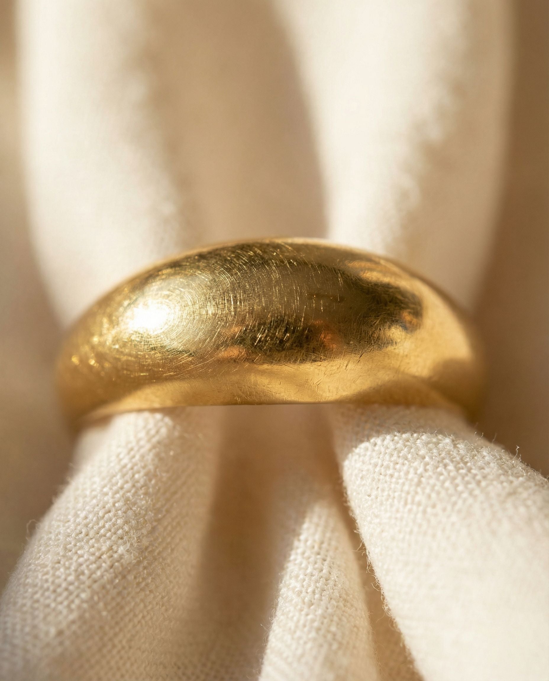 Lara Dome Ring